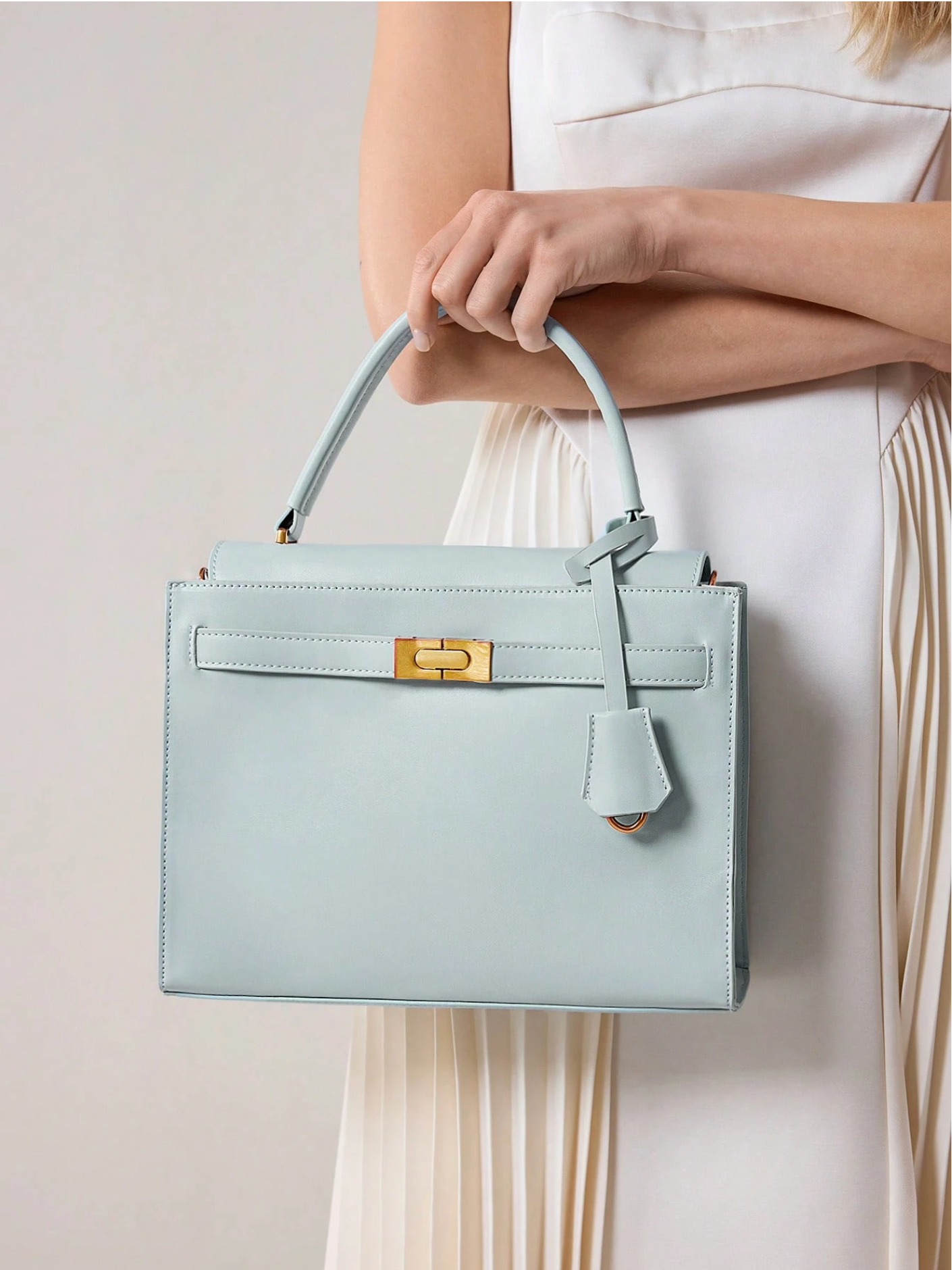 Bolso minimal celeste