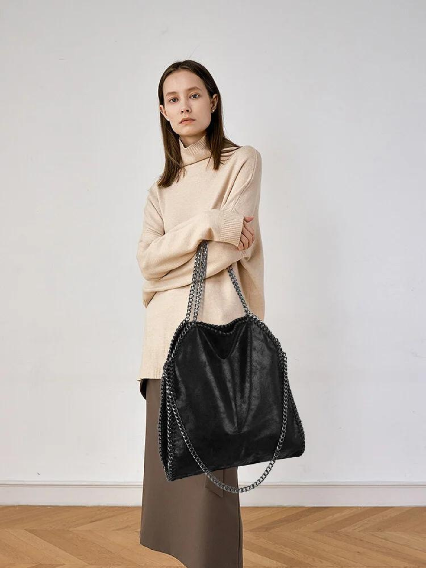 Bolso tote metálico diseño cadena