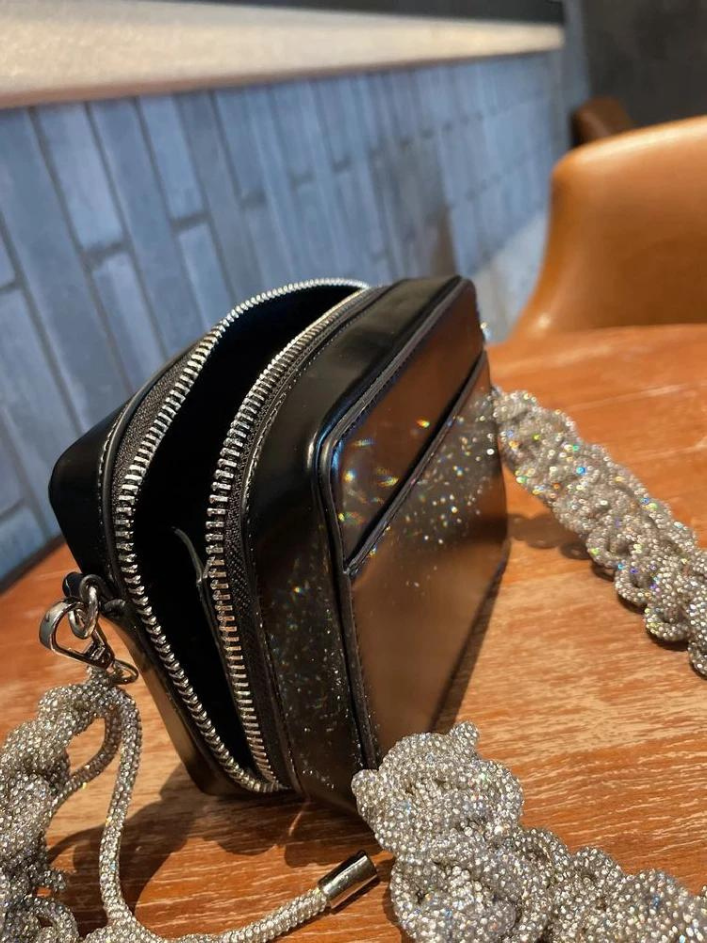 Bolso cuadrado cadena tejida diamantes