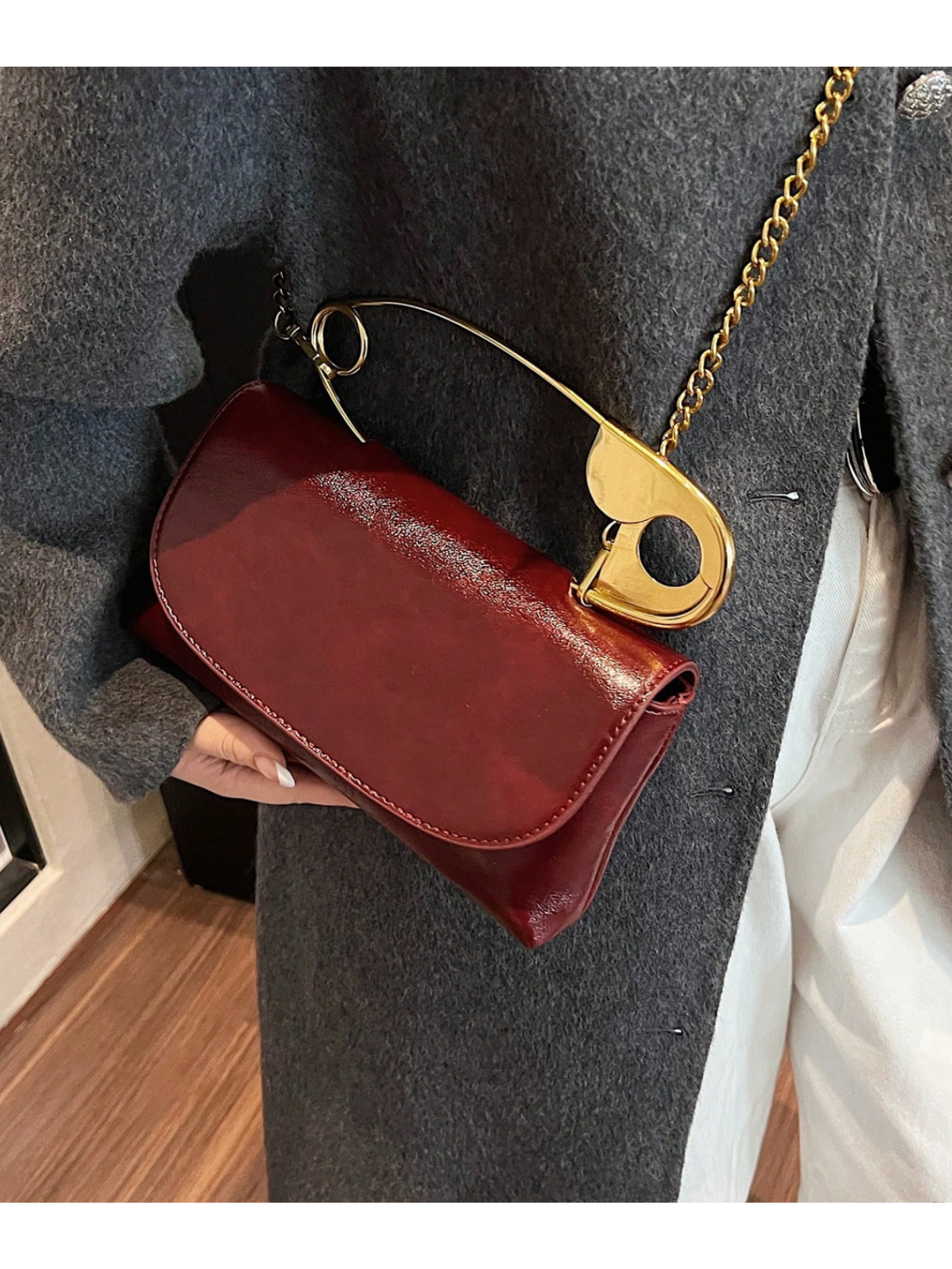 Bolso asa broche