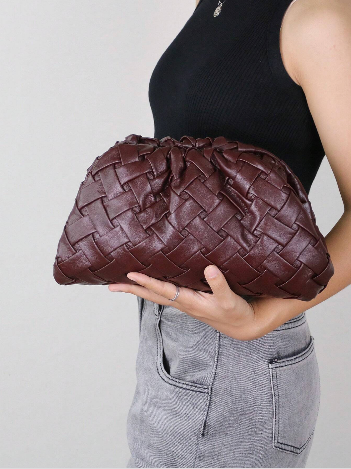 Bolso crossbody tejido