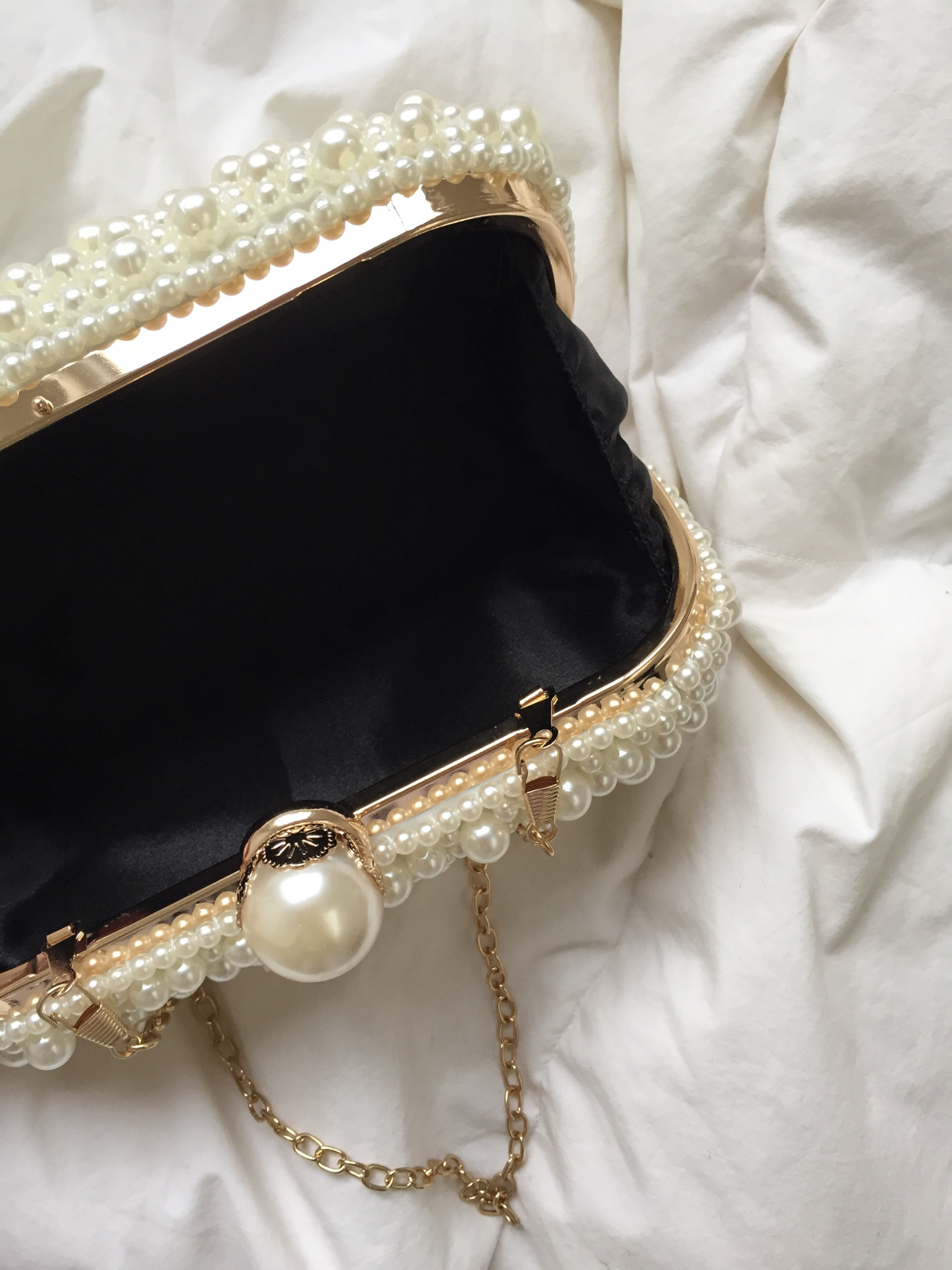 Bolso clutch perlas bordado