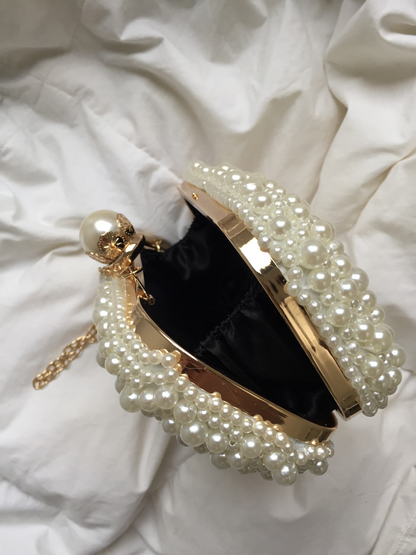 Bolso clutch perlas bordado