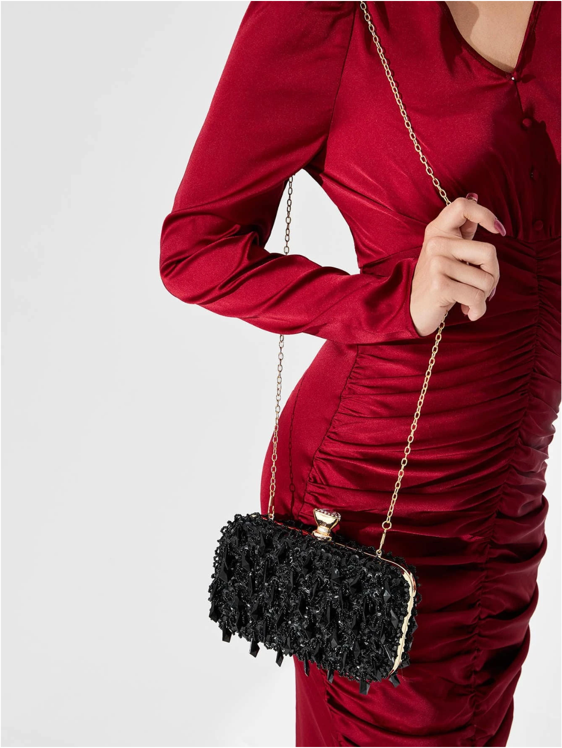 Bolso clutch bordado pedrería
