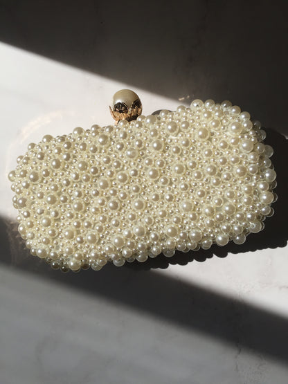 Bolso clutch perlas bordado