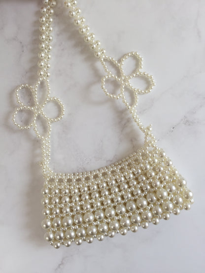 Bolso perlas flores