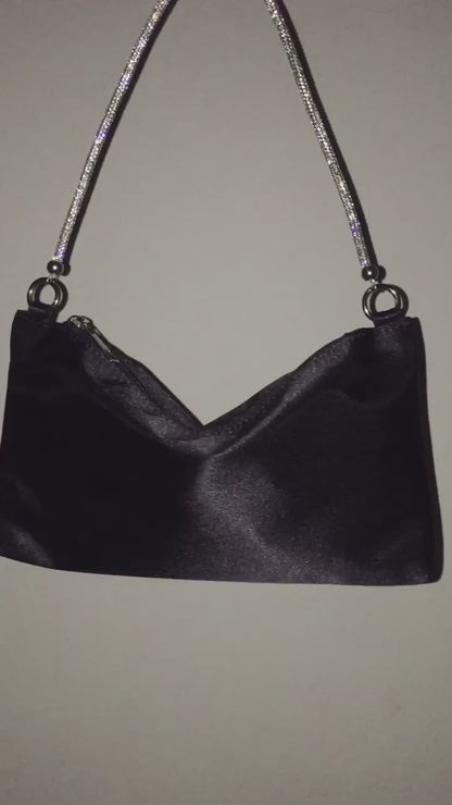 Bolso sobre satín diamantes